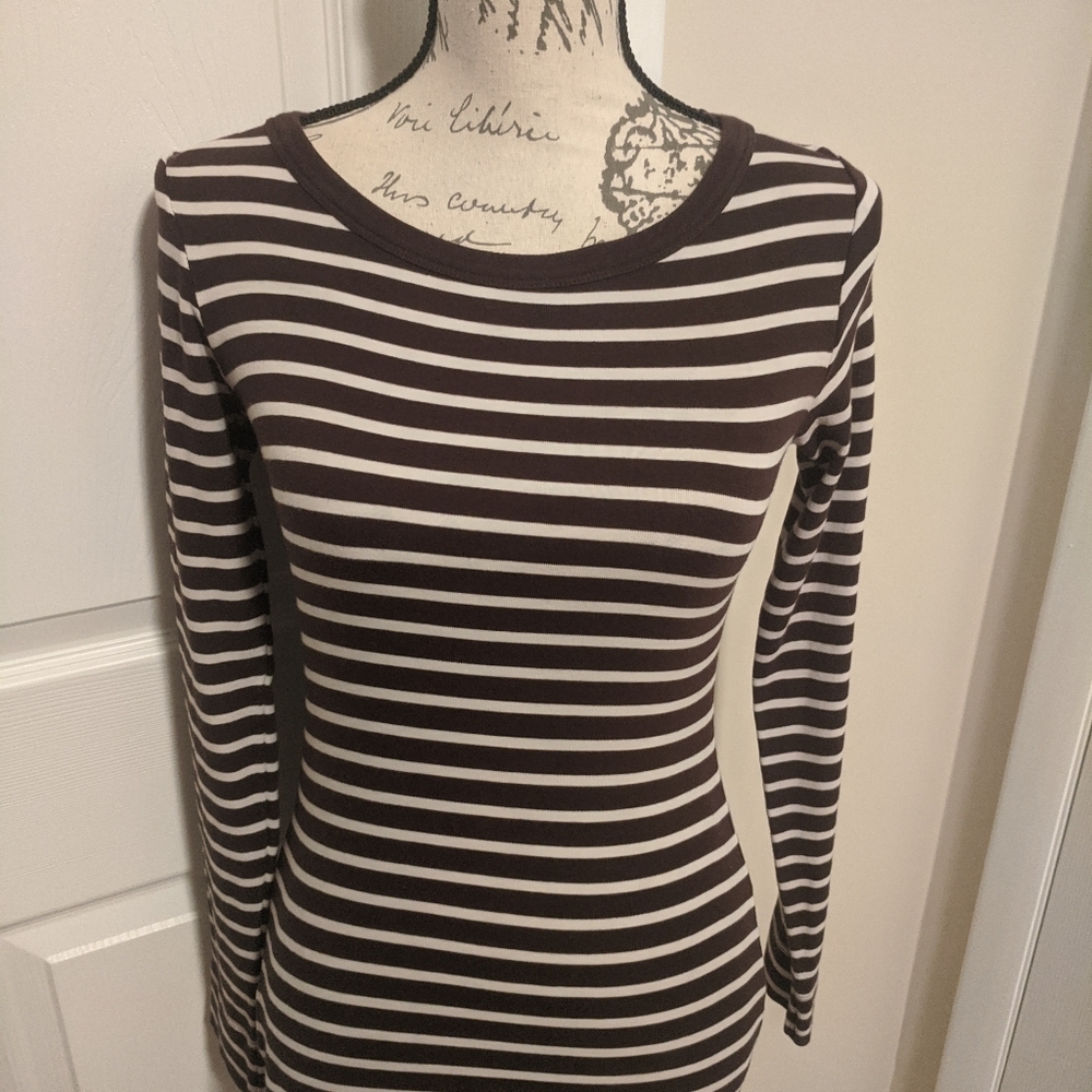 GAP tee shirt
